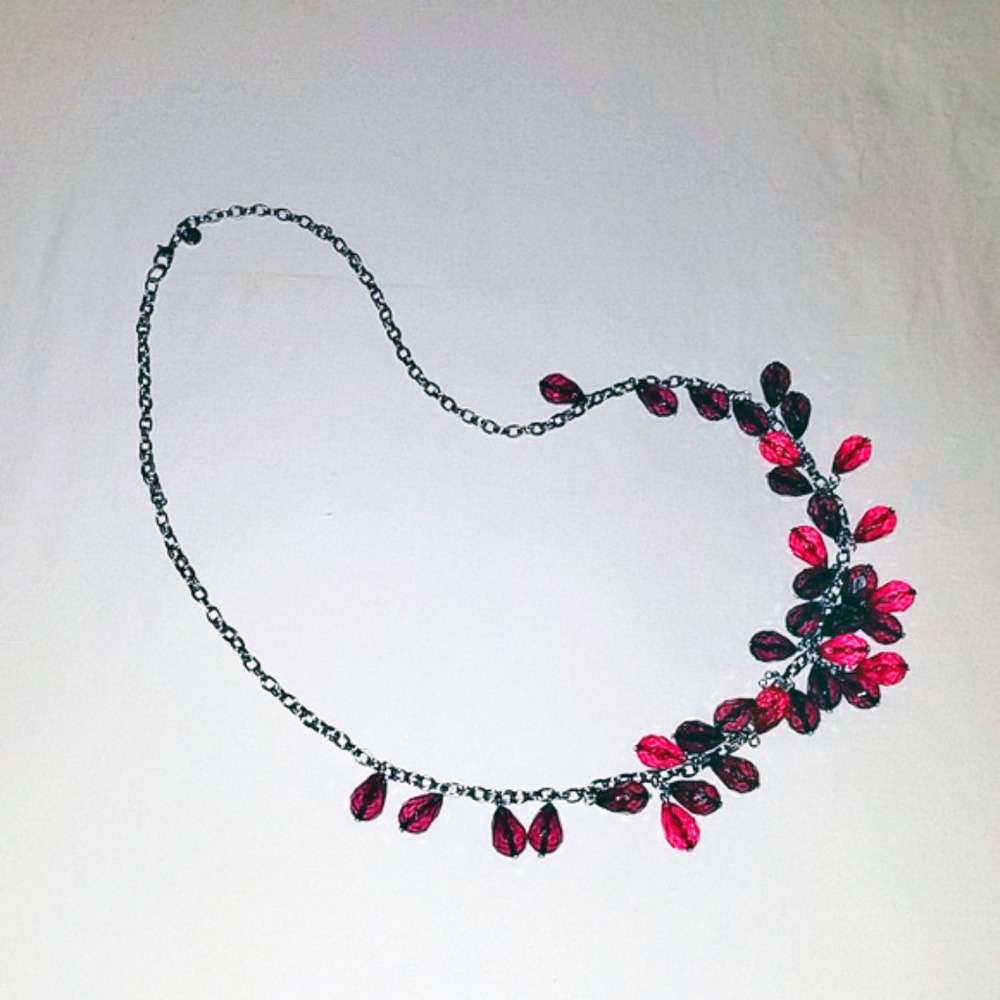 Silver-tone Loft necklace EUC